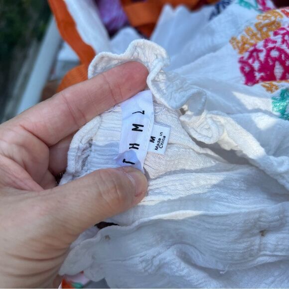 THML: On Your Heart White Embroidered Sleeve Blouse size medium boho cottagecore - Picture 6 of 6